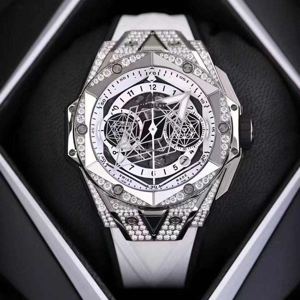 Automatic White Pavé Dial Men-s Watch 45mm 418.NX.2001.RX.1604.MXM20